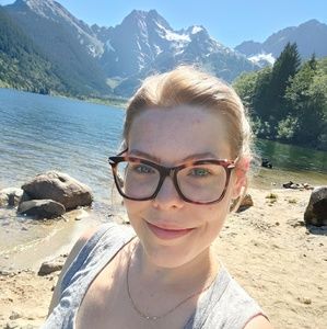 Meet your Posher, Bethany